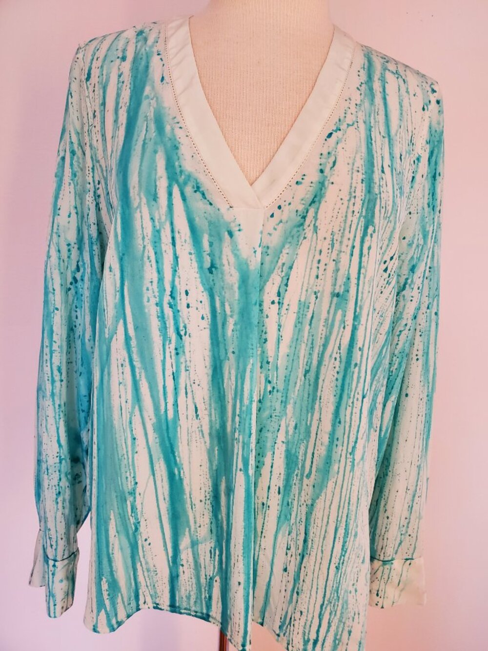silk painted summer shirt blue white stripe vneck blouse Med Large XL 8 10 12 14